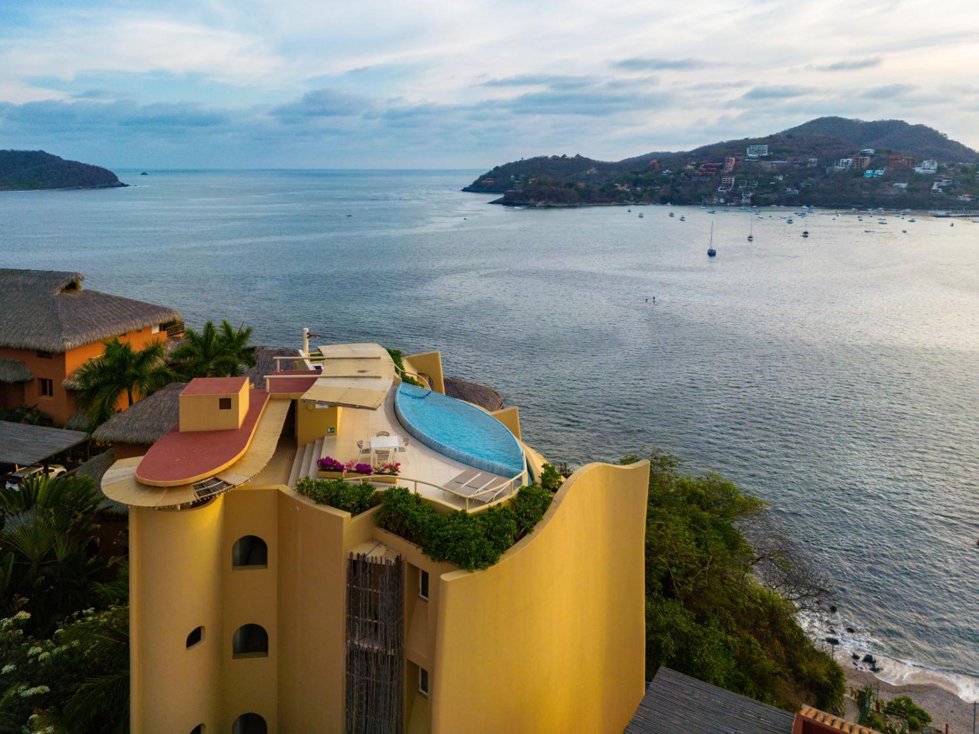Villas Kaukan By Tasman Zihuatanejo Exterior photo